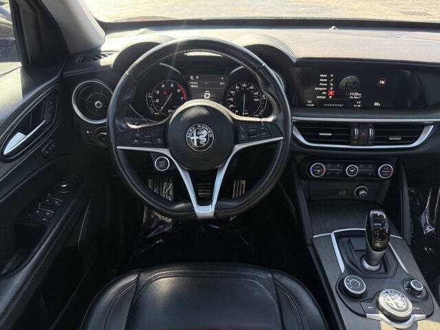 2019 Alfa Romeo Stelvio Ti Lusso