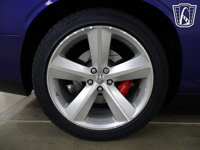 2010 Dodge Challenger SRT8