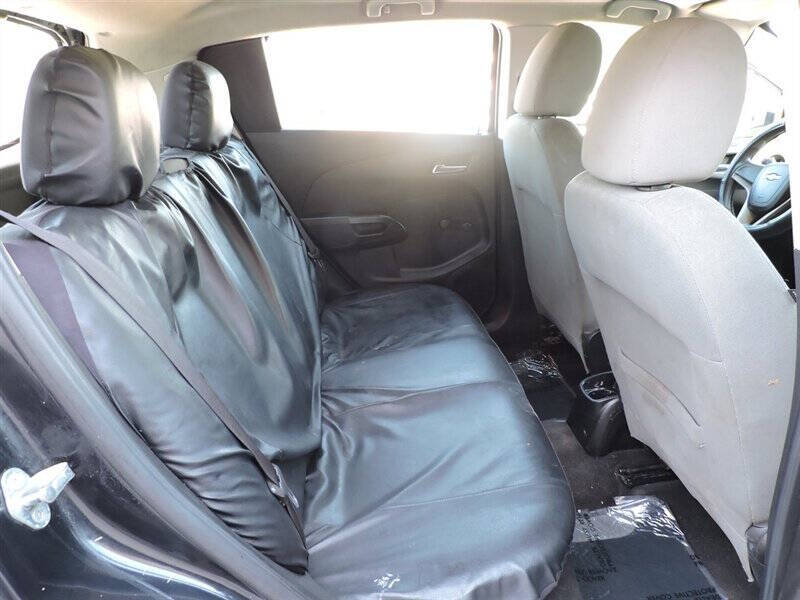 2013 Chevrolet Sonic LS Auto