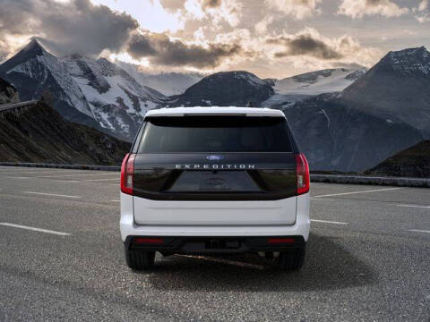 2027 Ford Expedition Active