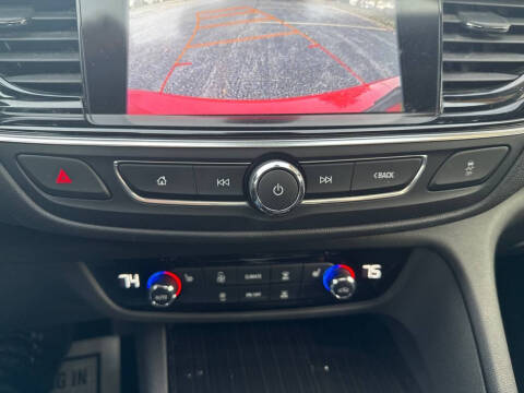 2018 Buick Regal TourX Essence