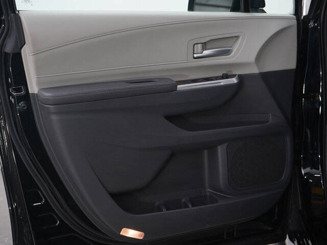 2021 Toyota Sienna XLE 7-Passenger