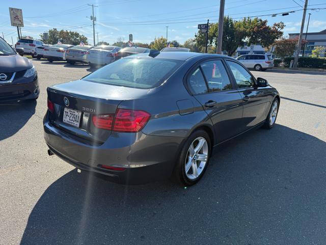 2015 BMW 3 Series 320i