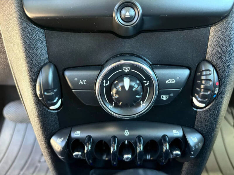 2012 MINI Cooper Hardtop