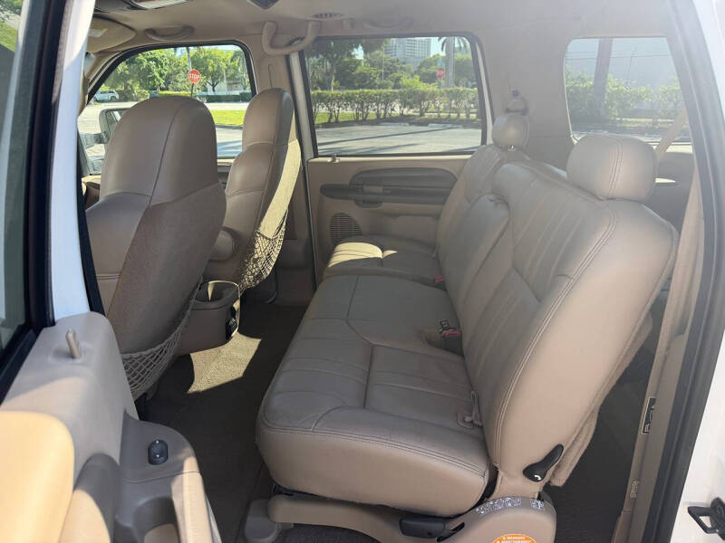 2000 Ford Excursion XLT