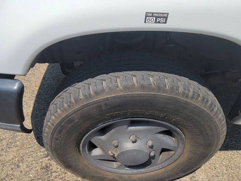 2011 Ford E-Series E-250