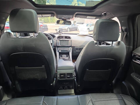 2018 Jaguar F-PACE S