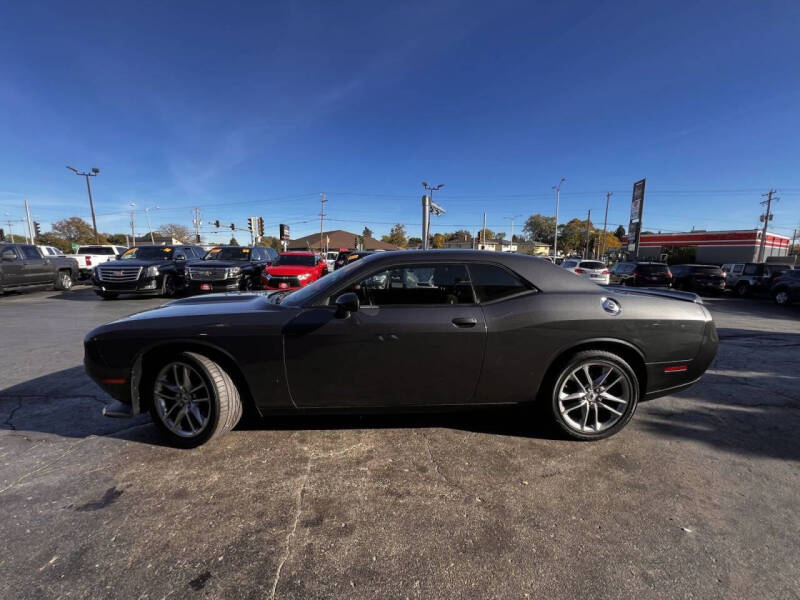 2022 Dodge Challenger GT photo 7