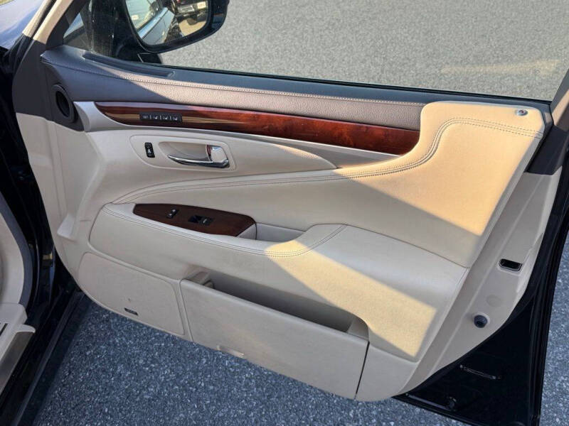 2015 Lexus LS 460