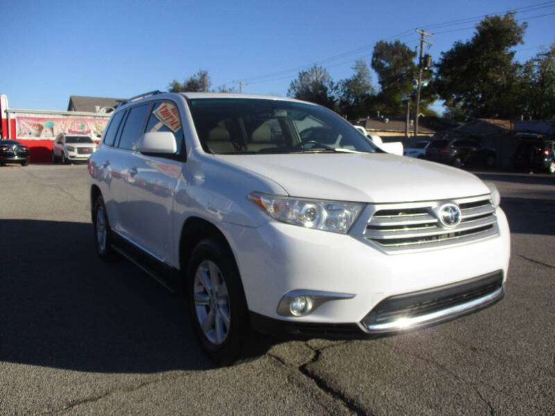 2012 Toyota Highlander SE
