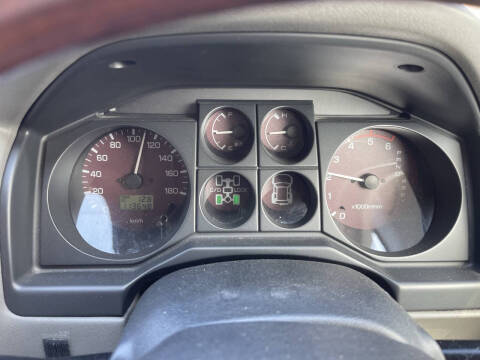 2000 Mitsubishi Pajero