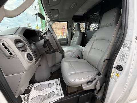 2013 Ford E-Series E-250
