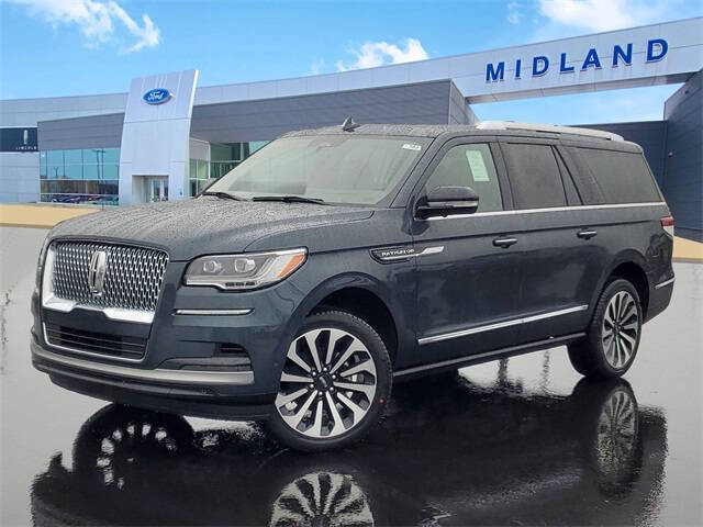 2024 Lincoln Navigator L for sale at MIDLAND CREDIT REPAIR in Midland MI