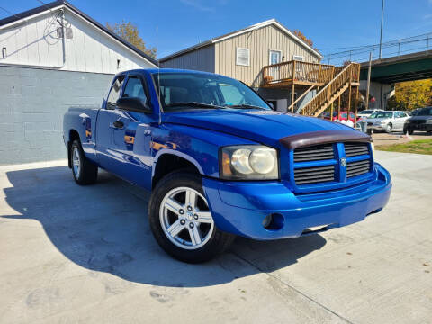 2007 Dodge Dakota for sale at Dalton George Automotive in Marietta OH