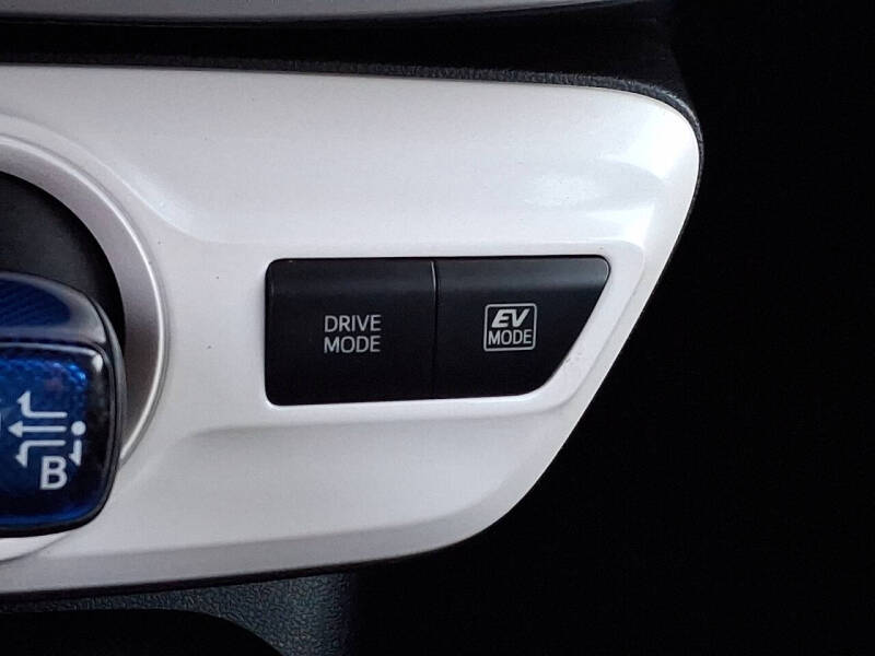 2016 Toyota Prius Four