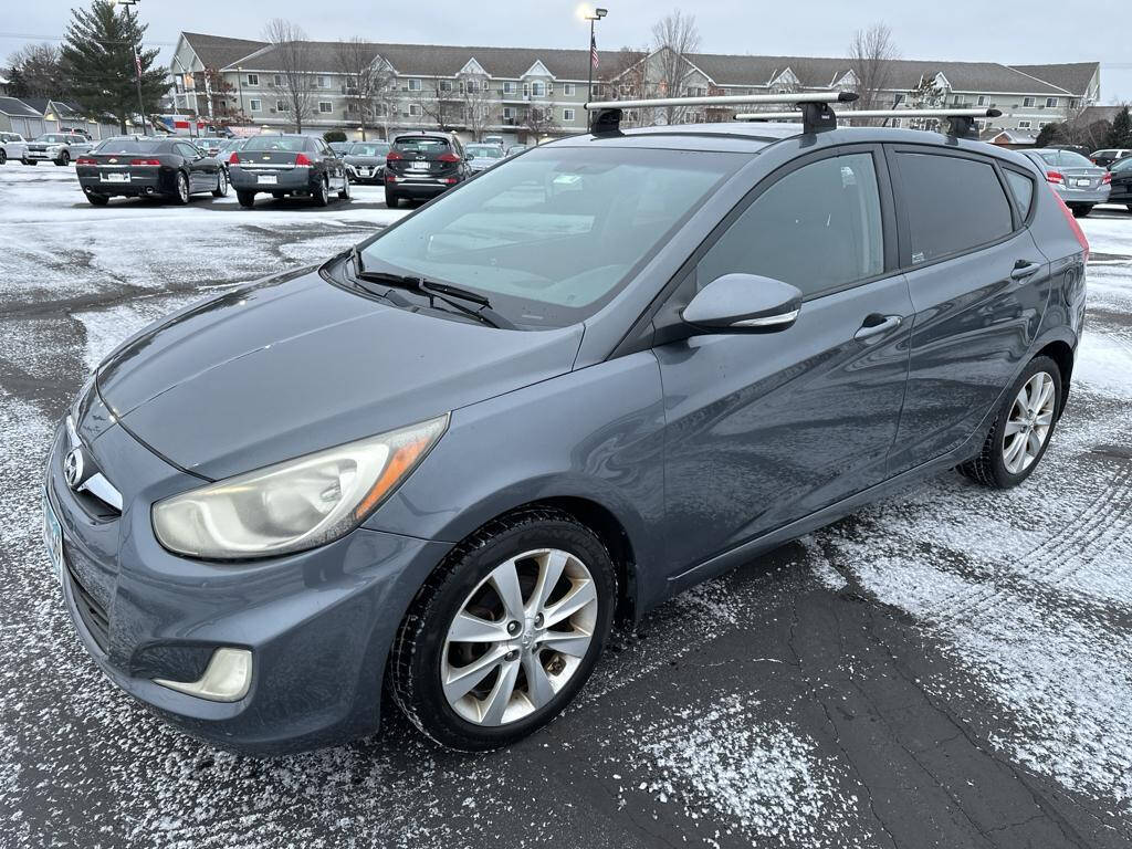 2013 hyundai accent hatchback best sale roof rack