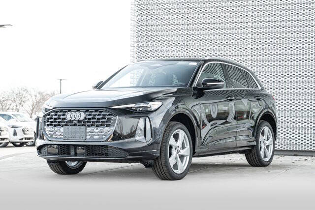 2025 Audi Q5 quattro Premium Plus TFSI