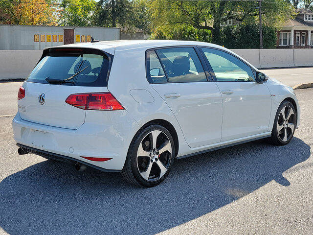 2016 Volkswagen Golf GTI S