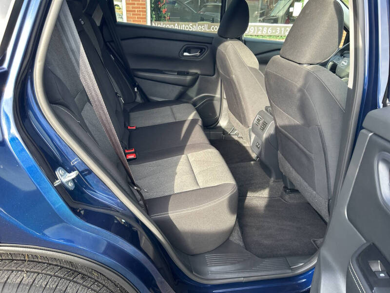 2025 Nissan Rogue SV