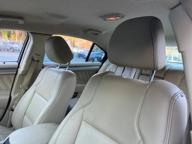 2016 Ford Taurus SEL