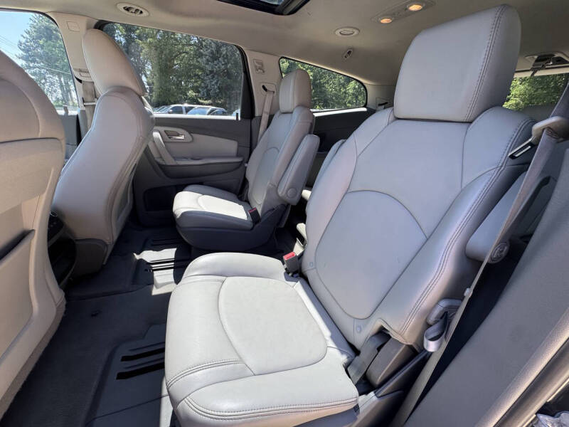 2012 Chevrolet Traverse LT