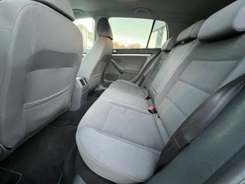 2008 Volkswagen Rabbit S