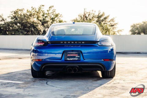 2017 Porsche 718 Cayman S