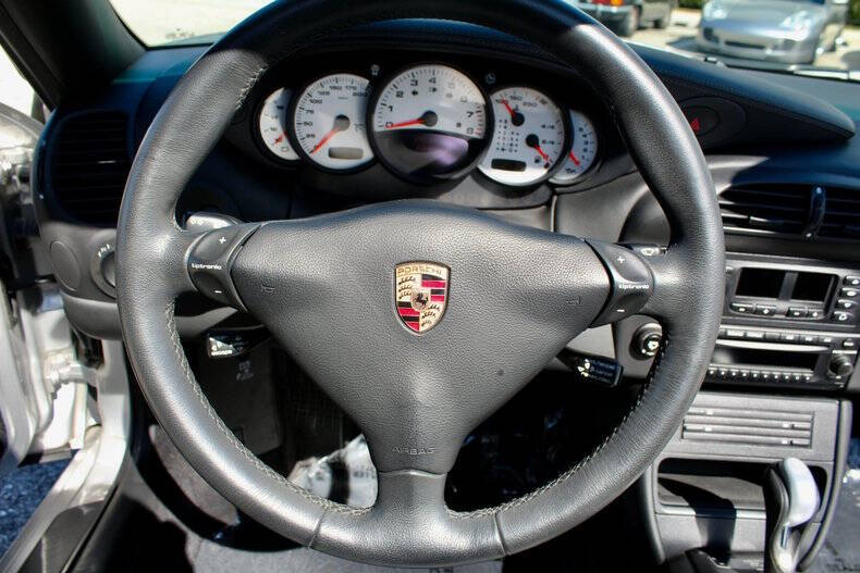 2003 Porsche 911