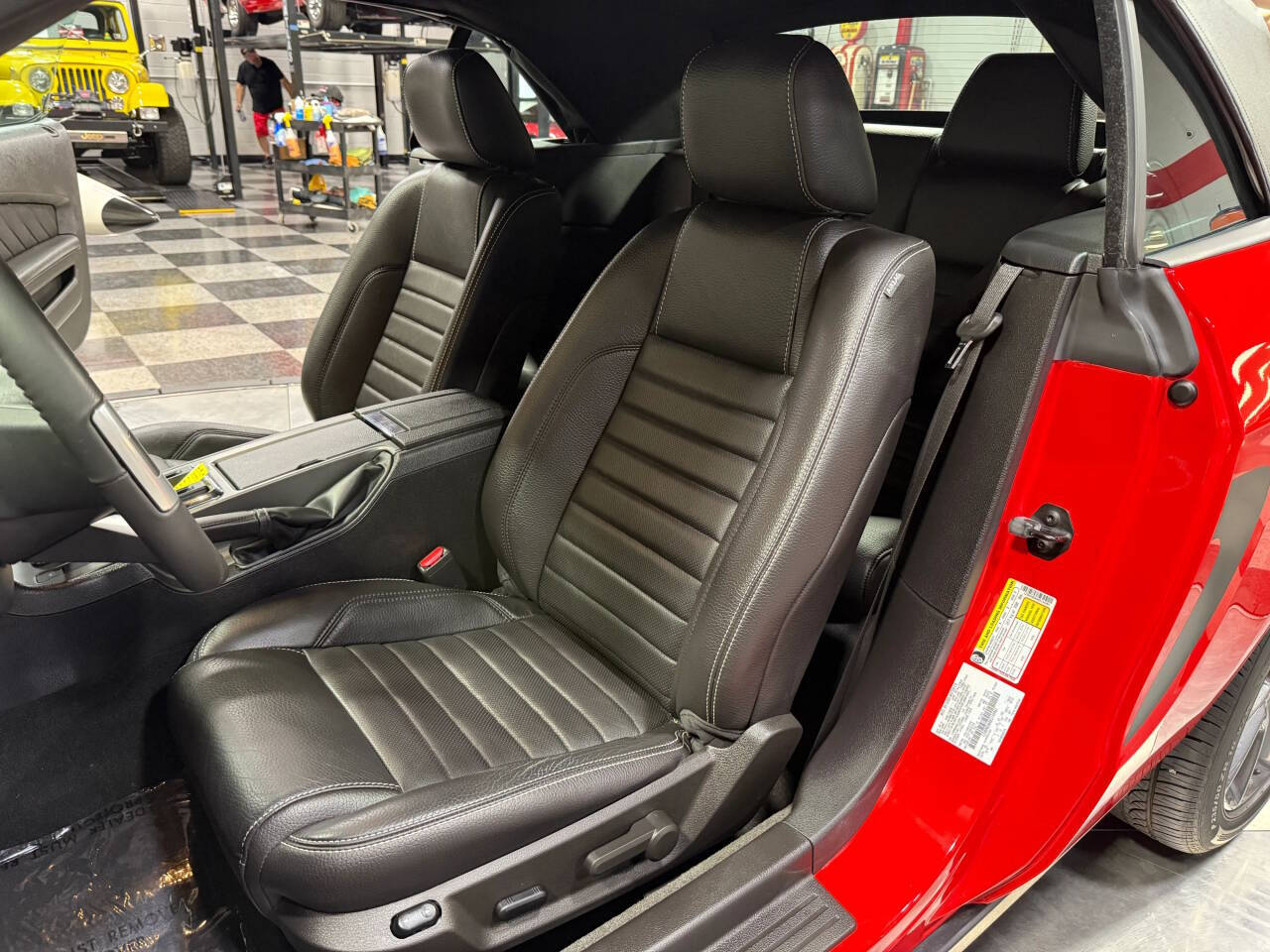 2011 Ford Mustang 72