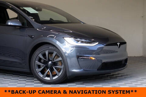 2023 Tesla Model X Standard Range