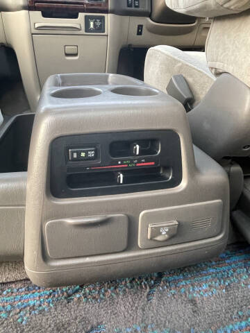 1997 Toyota Granvia