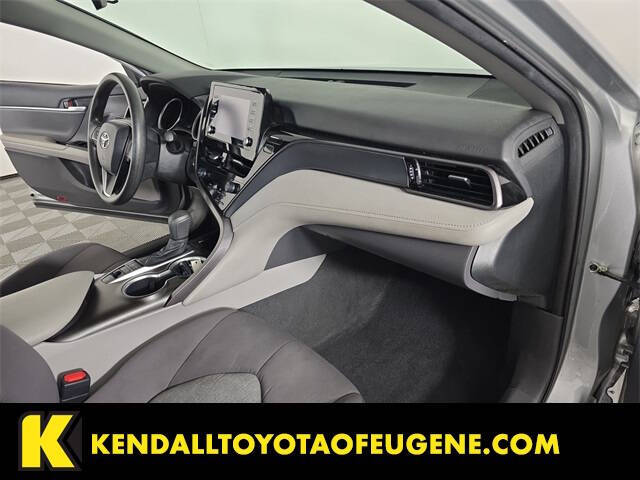 2021 Toyota Camry Hybrid LE