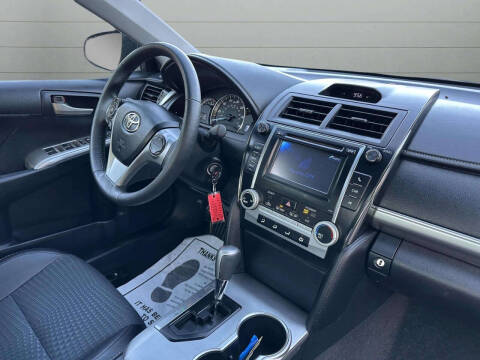 2012 Toyota Camry SE