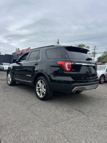 2016 Ford Explorer XLT