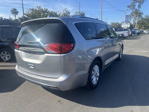 2019 Chrysler Pacifica Touring L