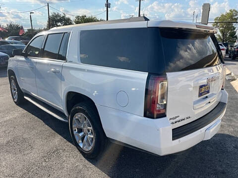 2016 GMC Yukon XL SLT