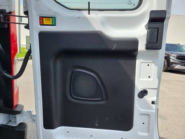 2025 Ford Transit