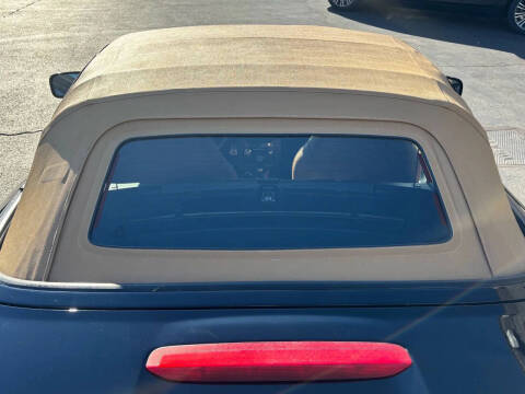 2002 Toyota MR2 Spyder