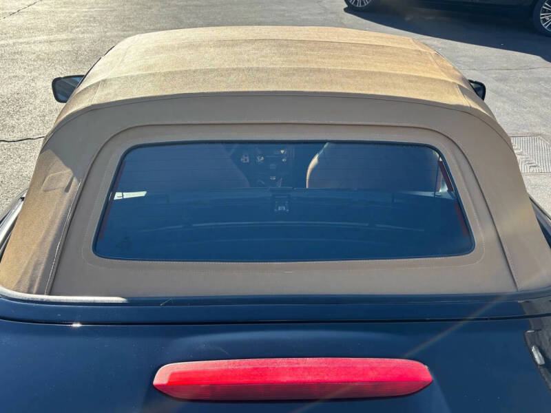 2002 Toyota MR2 Spyder