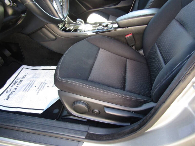 2018 Infiniti QX30