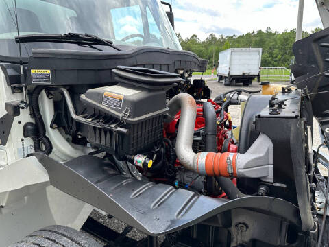 2018 International DuraStar 4300