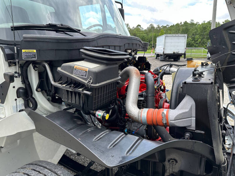 2018 International DuraStar 4300