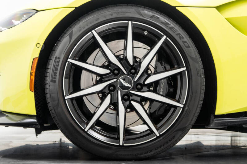 2019 Aston Martin Vantage