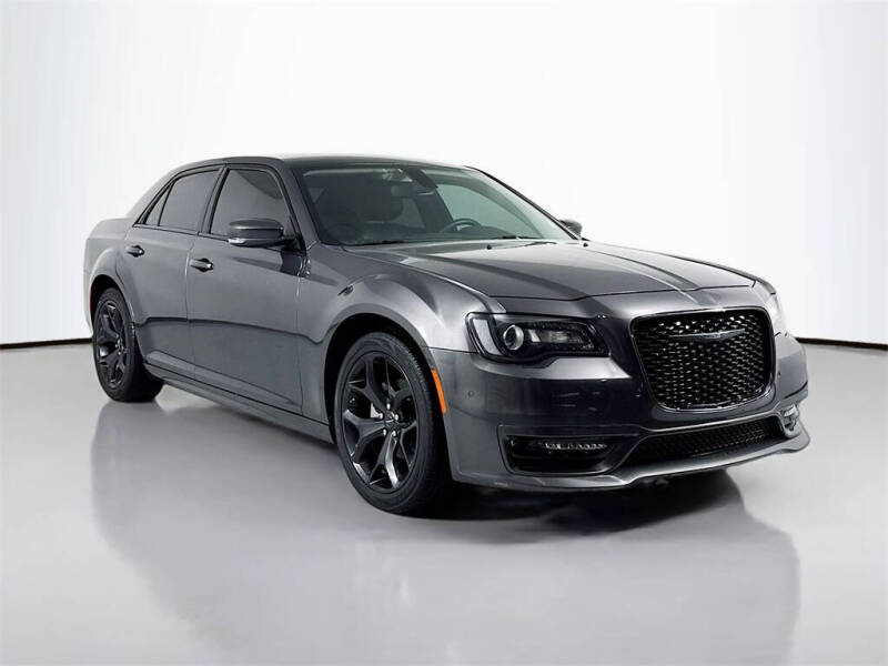 2023 Chrysler 300 Touring L