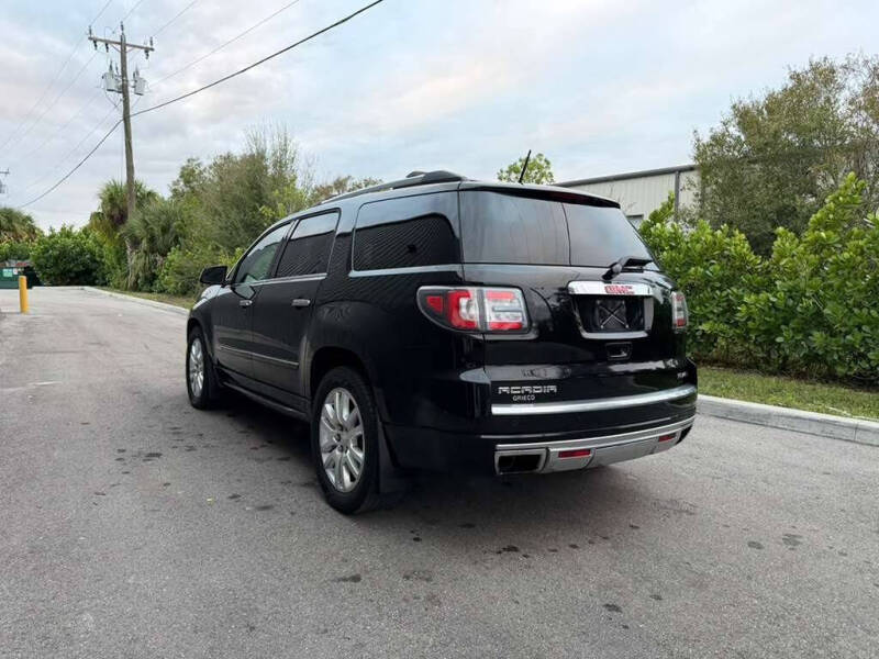 2016 GMC Acadia Denali