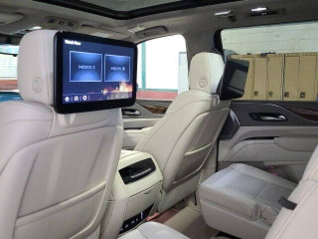 2022 Cadillac Escalade Sport Platinum