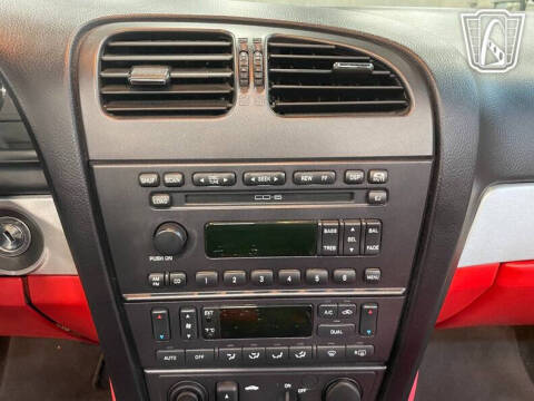 2003 Ford Thunderbird