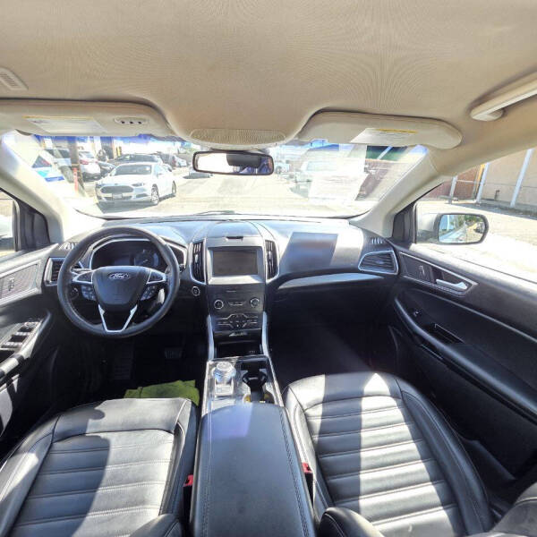 2019 Ford Edge SEL
