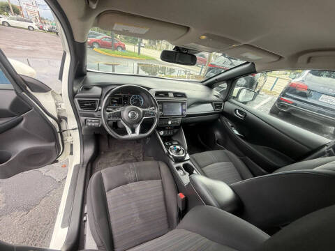 2022 Nissan LEAF SV PLUS