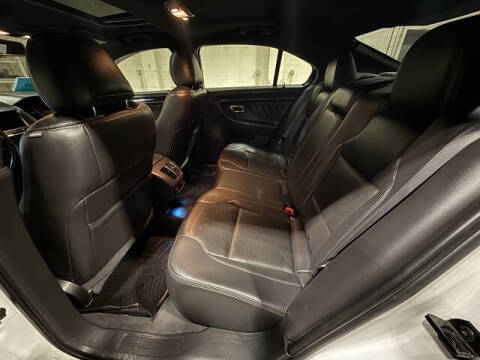 2019 Ford Taurus Limited